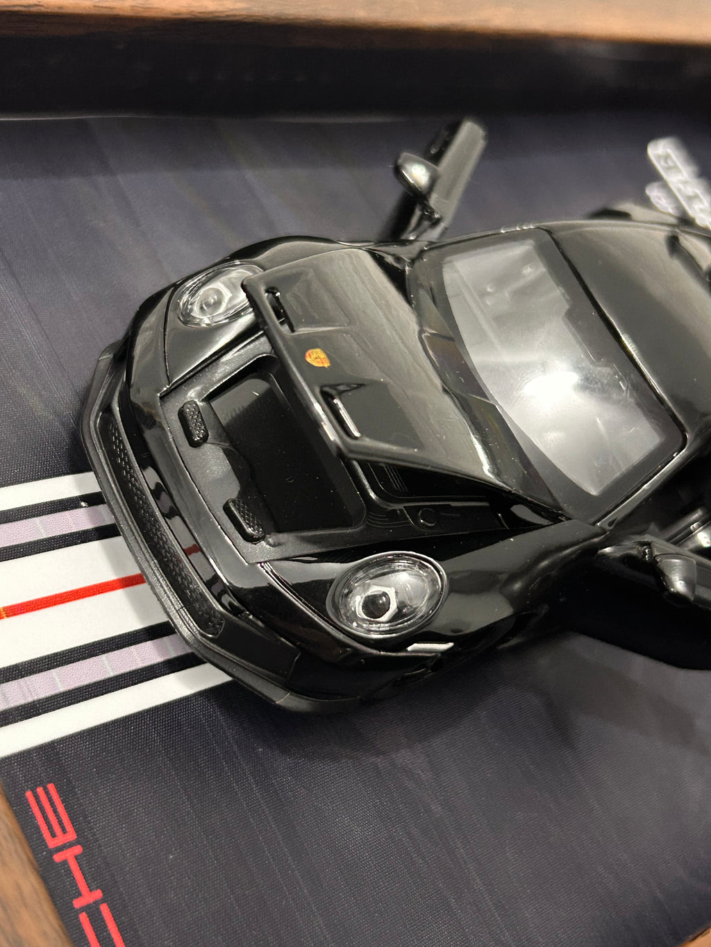 PORSHE 911 Diecast Frame